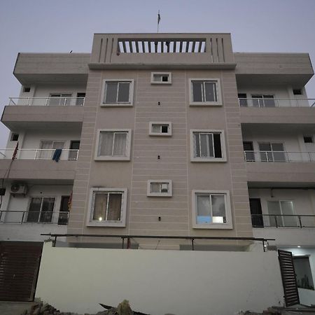 Lalit Villa Luxury Apartments Prayagraj Exterior photo
